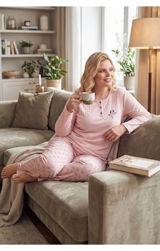 Seboteks Şardonlu İnterlok Kumaş Yakası Düğmeli Kışlık Büyük Beden Kadın Pijama Takımı 2700 Pudra Seboteks Şardonlu İnterlok Kumaş Yakası Düğmeli Kışlık Büyük Beden Kadın Pijama Takımı 2700 Pudra