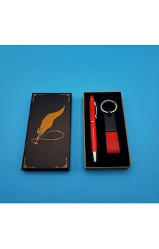 Deri Anahtarlık Ve Touchpen Kalem Çok Renkli Deri Anahtarlık Ve Touchpen Kalem Çok Renkli