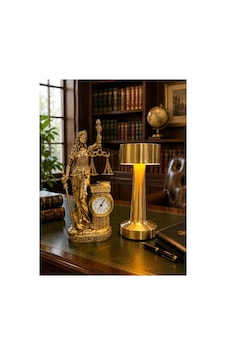Terazili Adalet Tanrıçası Heykeli Saatli Polyester Biblo & 3 Mod Dokunmatik Şarjlı Gold Masa Lambası Çok Renkli Terazili Adalet Tanrıçası Heykeli Saatli Polyester Biblo & 3 Mod Dokunmatik Şarjlı Gold Masa Lambası Çok Renkli