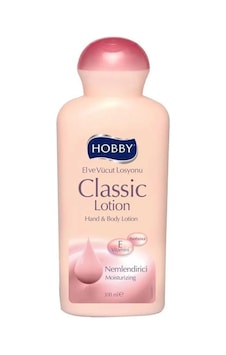 Classic Nemlendirici El Ve Vücut Losyonu 300ml Classic Nemlendirici El Ve Vücut Losyonu 300ml