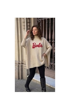 Onno Style Women Barbie Nakışlı Yırtmaçlı Triko Kadın Panço Bej Onno Style Women Barbie Nakışlı Yırtmaçlı Triko Kadın Panço Bej