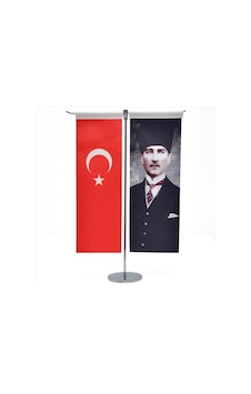 Türk Bayrağı ve Atatürk T Masa Bayrak Takımı Türk Bayrağı ve Atatürk T Masa Bayrak Takımı