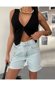 HerTon Kadın Duble Paçalı Klasik Kesim Pamuklu Denim Şort HerTon Kadın Duble Paçalı Klasik Kesim Pamuklu Denim Şort