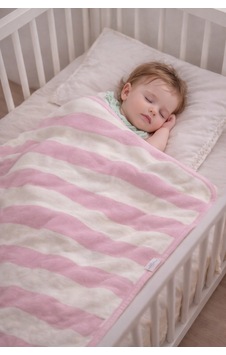 Bebe3 İplik Çizgili Biyeli Wersoft Triko İçi Polarlı Kışlık Battaniye 80 X 80 Cm Pembe Pembe Bebe3 İplik Çizgili Biyeli Wersoft Triko İçi Polarlı Kışlık Battaniye 80 X 80 Cm Pembe Pembe