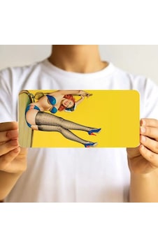 Vintage Pin-up Kızı Metal Tabela - Dekoratif Retro Duvar Levhası Vintage Pin-up Kızı Metal Tabela - Dekoratif Retro Duvar Levhası