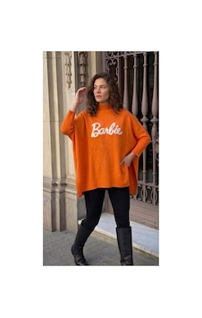 Onno Style Women Barbie Nakışlı Yırtmaçlı Triko Kadın Panço Turuncu Onno Style Women Barbie Nakışlı Yırtmaçlı Triko Kadın Panço Turuncu