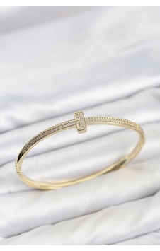Gold Renk T Model Zirkon Taşlı Kadın Kelepçe Bileklik Çok Renkli Gold Renk T Model Zirkon Taşlı Kadın Kelepçe Bileklik Çok Renkli