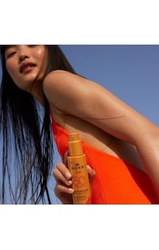 Nuxe Sun Güneş Koruyucu Yüz Ve Vücut Spreyi Spf 50 50 Ml