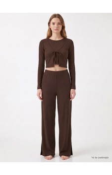Cottonill Premium - Serene Collection Kahverengi Rib Dokulu Önden Bağlamalı Viskon 3'lü Kadın Pijama Takımı Cottonill Premium - Serene Collection Kahverengi Rib Dokulu Önden Bağlamalı Viskon 3'lü Kadın Pijama Takımı