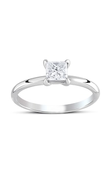 Pirnus Diamond Tektas Yüzük 14 Ayar Altın Gramı : 2.23 Pirnus Diamond Tektas Yüzük 14 Ayar Altın Gramı : 2.23
