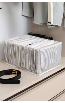 Dolap İçi Akardiyon Düzenleyici 8 Göz & 30x39x14 Cm Gri - 924064917 Gri Dolap İçi Akardiyon Düzenleyici 8 Göz & 30x39x14 Cm Gri - 924064917 Gri