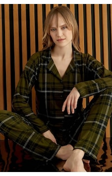 Cotonhause Kadın Önden Düğmeli Süet Ekose Yeşil Pijama Takımı C5t6n6o0-7 001 Cotonhause Kadın Önden Düğmeli Süet Ekose Yeşil Pijama Takımı C5t6n6o0-7 001