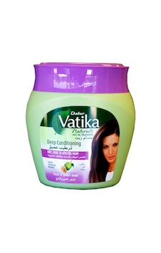 Dabur Vatika Zeytin Ve Badem Özlü Sicak Onarici Saç Bakim Kremi 300 ML