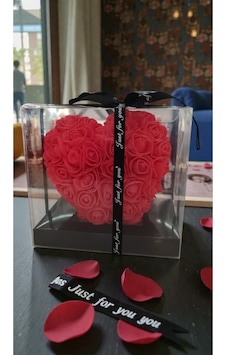 Sevgililer Gününe Özel Asetat Kutu İçinde Kalpli Gül Boyut:15cm Sevgililer Gününe Özel Asetat Kutu İçinde Kalpli Gül Boyut:15cm