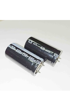 680mf 250v 25x50 85 Elko Kondansatör 5 Adet 680mf 250v 25x50 85 Elko Kondansatör 5 Adet