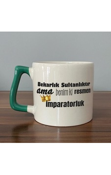 Mor Mürekkep Bekarlık Sultanlıktır Ama Baskılı Yeşil Kulplu D Kupa Mor Mürekkep Bekarlık Sultanlıktır Ama Baskılı Yeşil Kulplu D Kupa