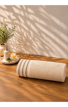 Sade Şık Banyo Ve Beden Havlusu %100 Pamuklu 70x140 Bej Sade Şık Banyo Ve Beden Havlusu %100 Pamuklu 70x140 Bej