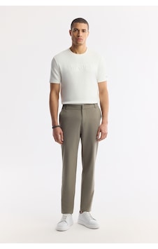 Avva Erkek Haki Beli Lastikli Bi-stretch Teknik Kumaş Slim Fit Pantolon A51y3077 Avva Erkek Haki Beli Lastikli Bi-stretch Teknik Kumaş Slim Fit Pantolon A51y3077