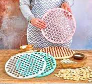 Büyük - 32cm Mantı Kalıbı Plastik Altın - Gri Büyük - 32cm Mantı Kalıbı Plastik Altın - Gri