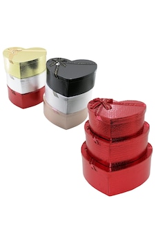 3pcs Kalp Parlak Mix Renkli - Kabartma Desen Karton Hediye Kutusu Kurdelalı 31x28-27x24-23x20cm Diğer 3pcs Kalp Parlak Mix Renkli - Kabartma Desen Karton Hediye Kutusu Kurdelalı 31x28-27x24-23x20cm Diğer