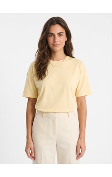 Onloox Kadın Tereyağ Tereyağ Organik Pamuklu Yuvarlak Yakalı Relaxed Fit Kısa Kollu Rahat Kesim Örme T-shirt Onloox Kadın Tereyağ Tereyağ Organik Pamuklu Yuvarlak Yakalı Relaxed Fit Kısa Kollu Rahat Kesim Örme T-shirt