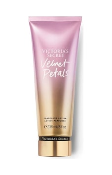Victoria's Secret Velvet Petals New Collection Kadın Vücut Losyonu 236 ML Victoria's Secret Velvet Petals New Collection Kadın Vücut Losyonu 236 ML