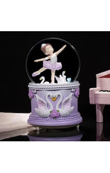 Balerin Figürlü Işıklı Müzikli Püskürtmeli Büyük Boy Kar Küresi Kuğu Ve Çiçek Detaylı Dekoratif Müzik Kutusu Balerin Figürlü Işıklı Müzikli Püskürtmeli Büyük Boy Kar Küresi Kuğu Ve Çiçek Detaylı Dekoratif Müzik Kutusu