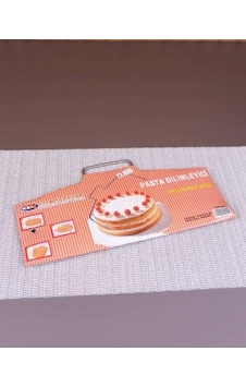 Lunaev Pasta Kesme Teli - Pasta Dilimleyici 2 Adet + Saklama Tabanı Lunaev Pasta Kesme Teli - Pasta Dilimleyici 2 Adet + Saklama Tabanı