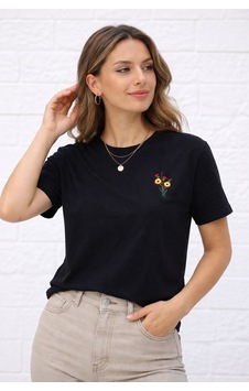 Yubistitch Tshirt Nakış İşlemeli 3d Çiçek-kalın- Siyah Yubistitch Tshirt Nakış İşlemeli 3d Çiçek-kalın- Siyah