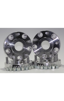 Toyota Land Cruiser 5x150 4 Cm - 4 Adet Spacer + Bijon Seti Toyota Land Cruiser 5x150 4 Cm - 4 Adet Spacer + Bijon Seti