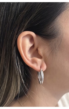 Kadın Tasarım Model Taşlı Çelik Halka Küpe Kadın Tasarım Model Taşlı Çelik Halka Küpe