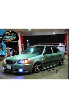 Hyundai Accent Muduro Marşpiyel Takımı Fiberglass Boyasız Hyundai Accent Muduro Marşpiyel Takımı Fiberglass Boyasız