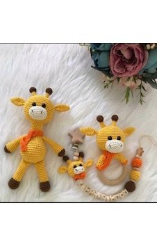 Dukakidstoys Minik Zürafa Uyku Arkadaşı Ve Çıngırak Seti Emzik Zinciri Oyuncak Sarı - Turuncu Dukakidstoys Minik Zürafa Uyku Arkadaşı Ve Çıngırak Seti Emzik Zinciri Oyuncak Sarı - Turuncu