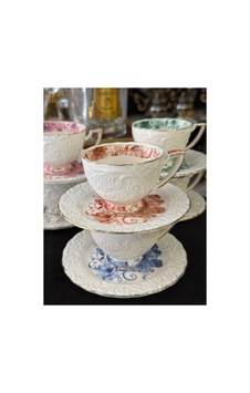 Esterhomedecor 6 Kişilik Porselen Kahve Fincan Takımı Beyaz Esterhomedecor 6 Kişilik Porselen Kahve Fincan Takımı Beyaz