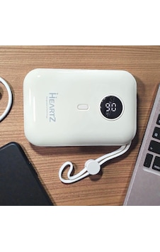H2 10000 Mah Power Bank Pd 20w Ve Usb 22.5w Fast Hızlı Şarj Dahili Type C Ve Lightning Kablolu Dünya Standartlarına Uygun Polymer Batarya Birebir Amper Lcd Göstergeli Powerbank Beyaz H2 10000 Mah Power Bank Pd 20w Ve Usb 22.5w Fast Hızlı Şarj Dahili Type C Ve Lightning Kablolu Dünya Standartlarına Uygun Polymer Batarya Birebir Amper Lcd Göstergeli Powerbank Beyaz