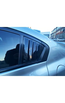Honda Civic Fb7 Kelebek Cam Kaplama Vizörü Piano Black Honda Civic Fb7 Kelebek Cam Kaplama Vizörü Piano Black
