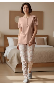 Yeni İnci Kadın Somon Pamuk Kısa Kollu Pijama Takımı Yeni İnci Kadın Somon Pamuk Kısa Kollu Pijama Takımı