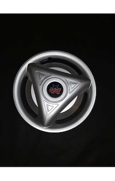 Renault Toros Uyumlu Üç Bacak 13 Inc Kırılmaz Jant Kapağı 4 Adet Renault Toros Uyumlu Üç Bacak 13 Inc Kırılmaz Jant Kapağı 4 Adet