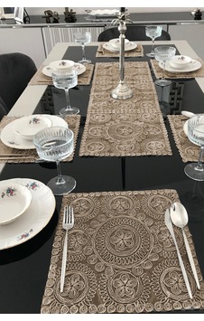Fransız Dantelli Runner Ve Supla Takımı 1 Runner, 6 Supla Kapuçino Çok Renkli Fransız Dantelli Runner Ve Supla Takımı 1 Runner, 6 Supla Kapuçino Çok Renkli