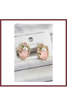 Storeşahin Pirinç Pembe Mineli İnci Detaylı Sanatsal Portre Model Gold Renk Kadın Küpe Shn0720 Storeşahin Pirinç Pembe Mineli İnci Detaylı Sanatsal Portre Model Gold Renk Kadın Küpe Shn0720