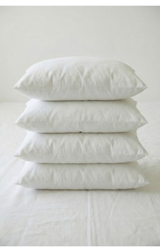 4 Adet 1000 Gr Silikon Yastık Yıkanabilir & Nefes Alan 50x70 Cm Beyaz 4 Adet 1000 Gr Silikon Yastık Yıkanabilir & Nefes Alan 50x70 Cm Beyaz