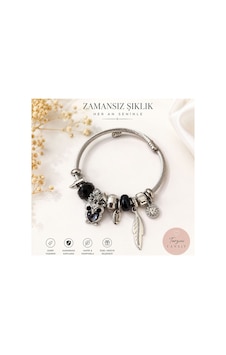 Premium Gümüş Renk Çelik Tel Kelepçe Tüy Ve Kalp Figürlü Charm Kadın Bijuteri Bileklik Premium Gümüş Renk Çelik Tel Kelepçe Tüy Ve Kalp Figürlü Charm Kadın Bijuteri Bileklik
