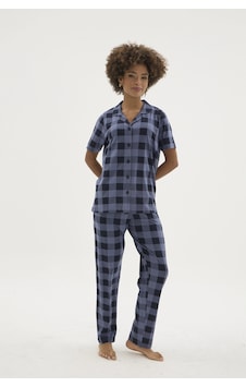 Kocabey Kkt-26158k Kadın Apaj Yaka Düğmeli Pijama Takımı Füme Kocabey Kkt-26158k Kadın Apaj Yaka Düğmeli Pijama Takımı Füme