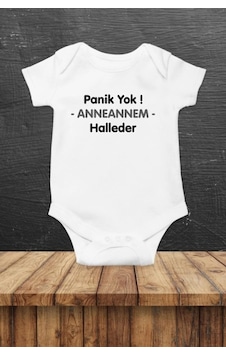 Hediyenza Panik Yok Anneannem Halleder Özel Tasarım Bebek Zıbın Pamuklu Çıtçıtlı Body Beyaz Hediyenza Panik Yok Anneannem Halleder Özel Tasarım Bebek Zıbın Pamuklu Çıtçıtlı Body Beyaz