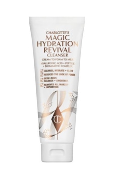 Charlotte Tilbury Magic Revival Cleanser 120 ML Charlotte Tilbury Magic Revival Cleanser 120 ML