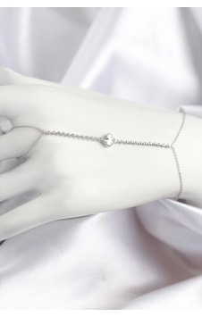 Pirinç Zirkon Taşlı Yonca Model Gümüş Renk Şahmeran Standart Pirinç Zirkon Taşlı Yonca Model Gümüş Renk Şahmeran Standart
