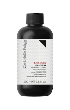 Diego Dalla Palma HC Yeniden Yapılandırıcı ve Aydınlatıcı Saç Maskesi 200 ML Diego Dalla Palma HC Yeniden Yapılandırıcı ve Aydınlatıcı Saç Maskesi 200 ML
