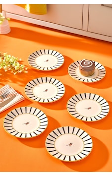 6 Lı Pasta Sunum Tabağı Seti - Lüks Modern Kuş Desenli Çizgili Kek Tatlı Kurabiye Tabak Takımı - 17 Cm Beyaz - Siyah 6 Lı Pasta Sunum Tabağı Seti - Lüks Modern Kuş Desenli Çizgili Kek Tatlı Kurabiye Tabak Takımı - 17 Cm Beyaz - Siyah