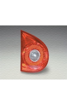 MARELLI 714028500702 Stop Lambası Sol İç Golf V 05 Sis Lambalı Duylu MARELLI 714028500702 Stop Lambası Sol İç Golf V 05 Sis Lambalı Duylu