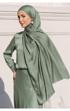 Olcay Saten Dokulu Janjanlı Abiye Şal Çağla 102 Olcay Saten Dokulu Janjanlı Abiye Şal Çağla 102